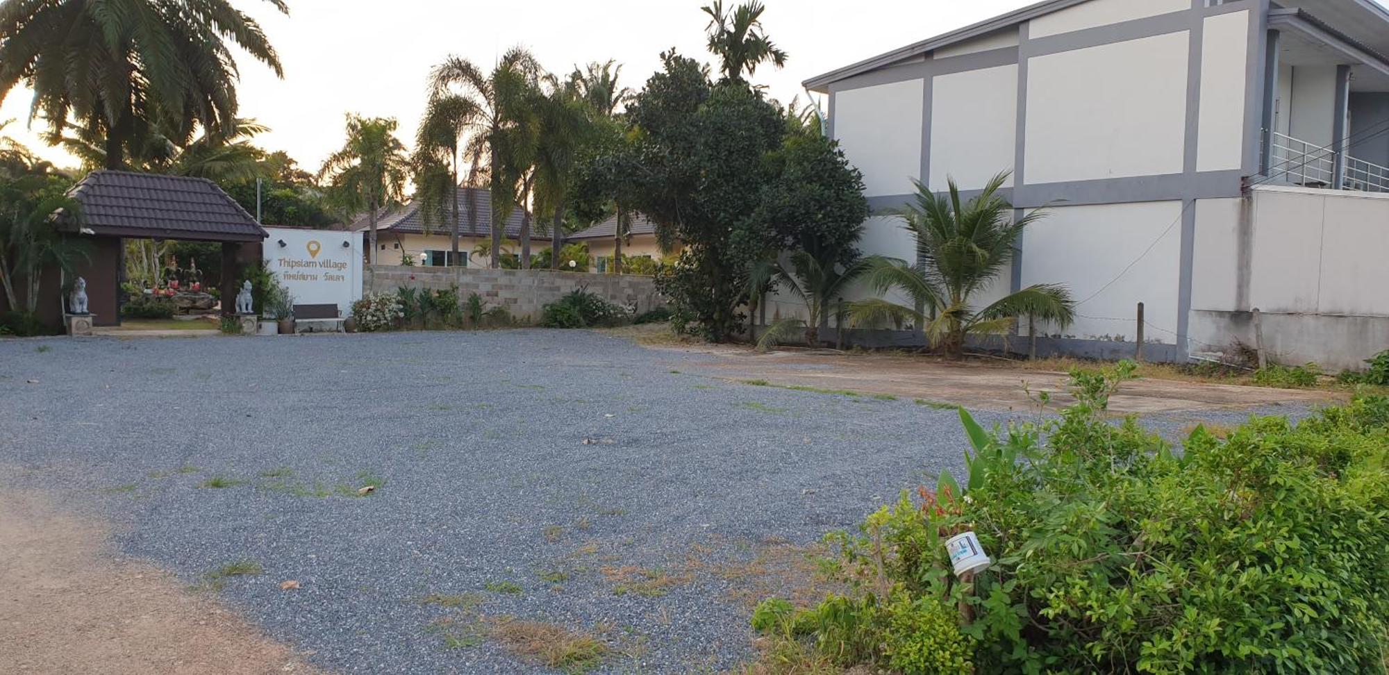 Thip Siam Village Ao Nam Mao Luaran gambar